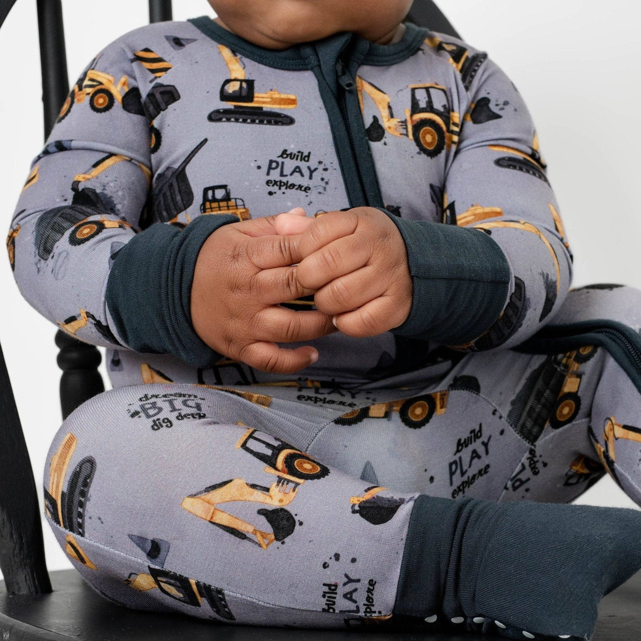 Snooze Crew Romper, construction  bamboo baby romper.