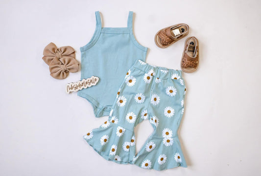 Peyton Floral Bell Set 2PC