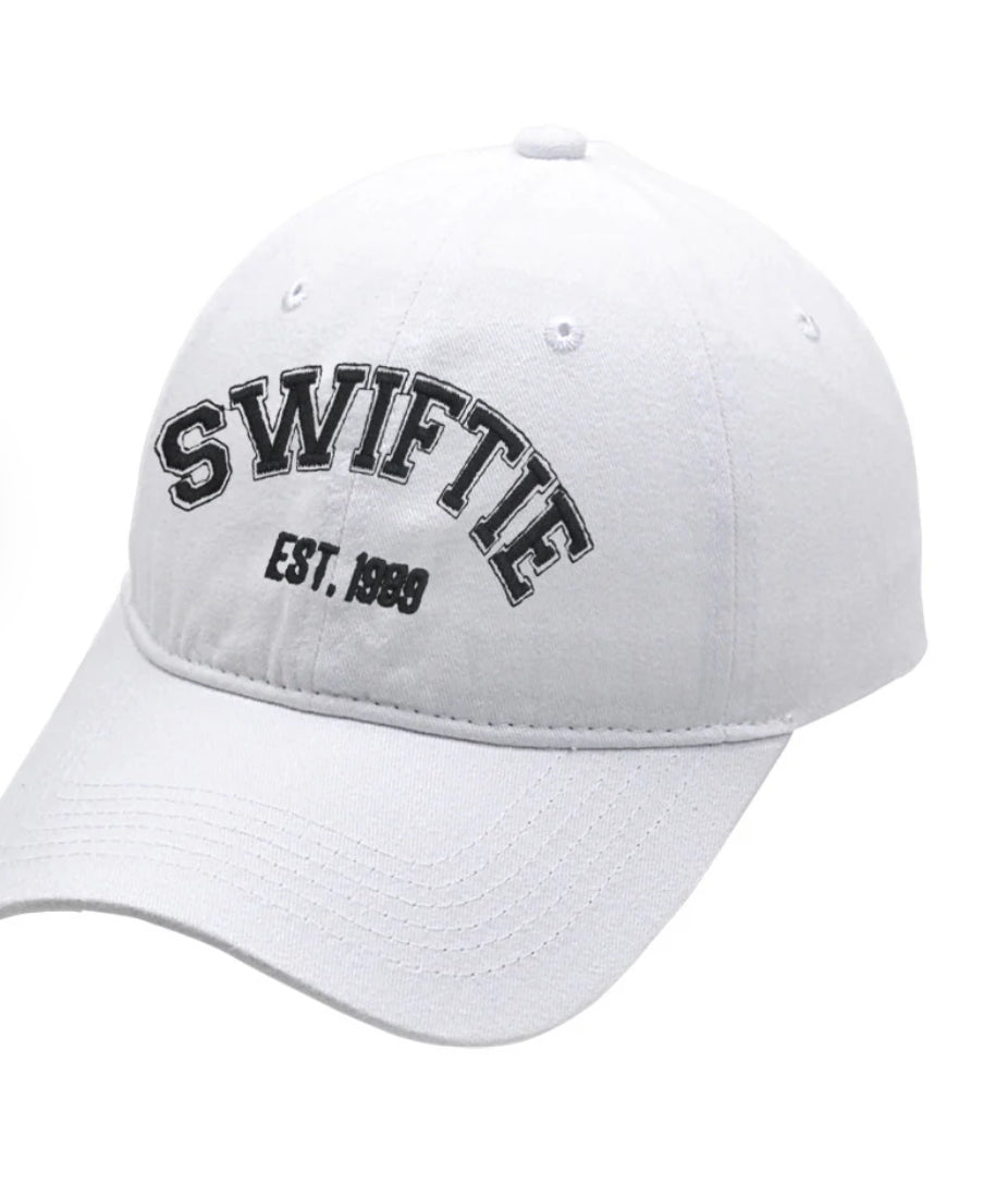 TS Baseball Cap Embroidered “Swiftie”