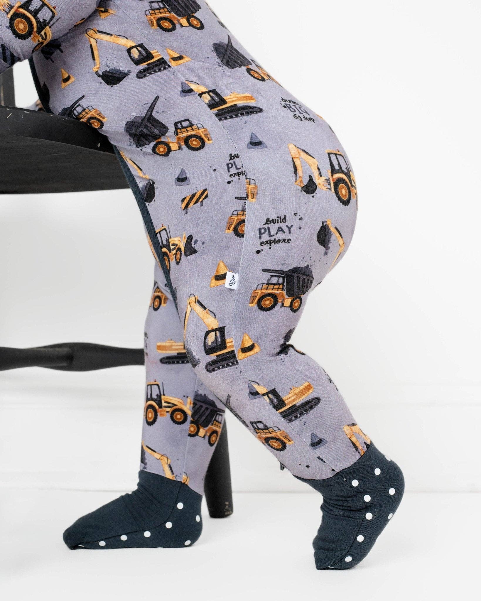 Snooze Crew Romper, construction  bamboo baby romper.
